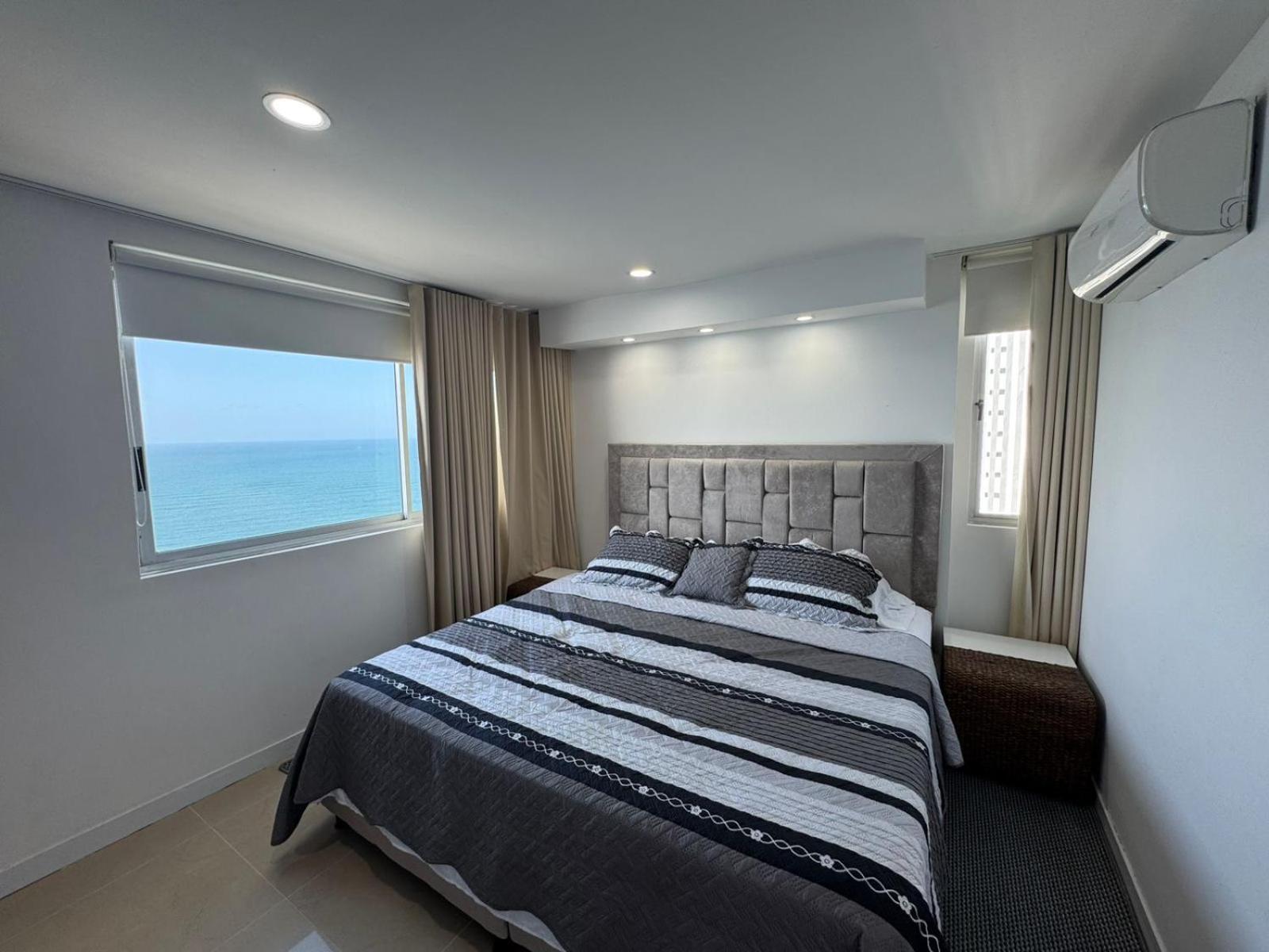 Apto Luxury 2401 Palmetto1 Frente Al Mar Cartagena