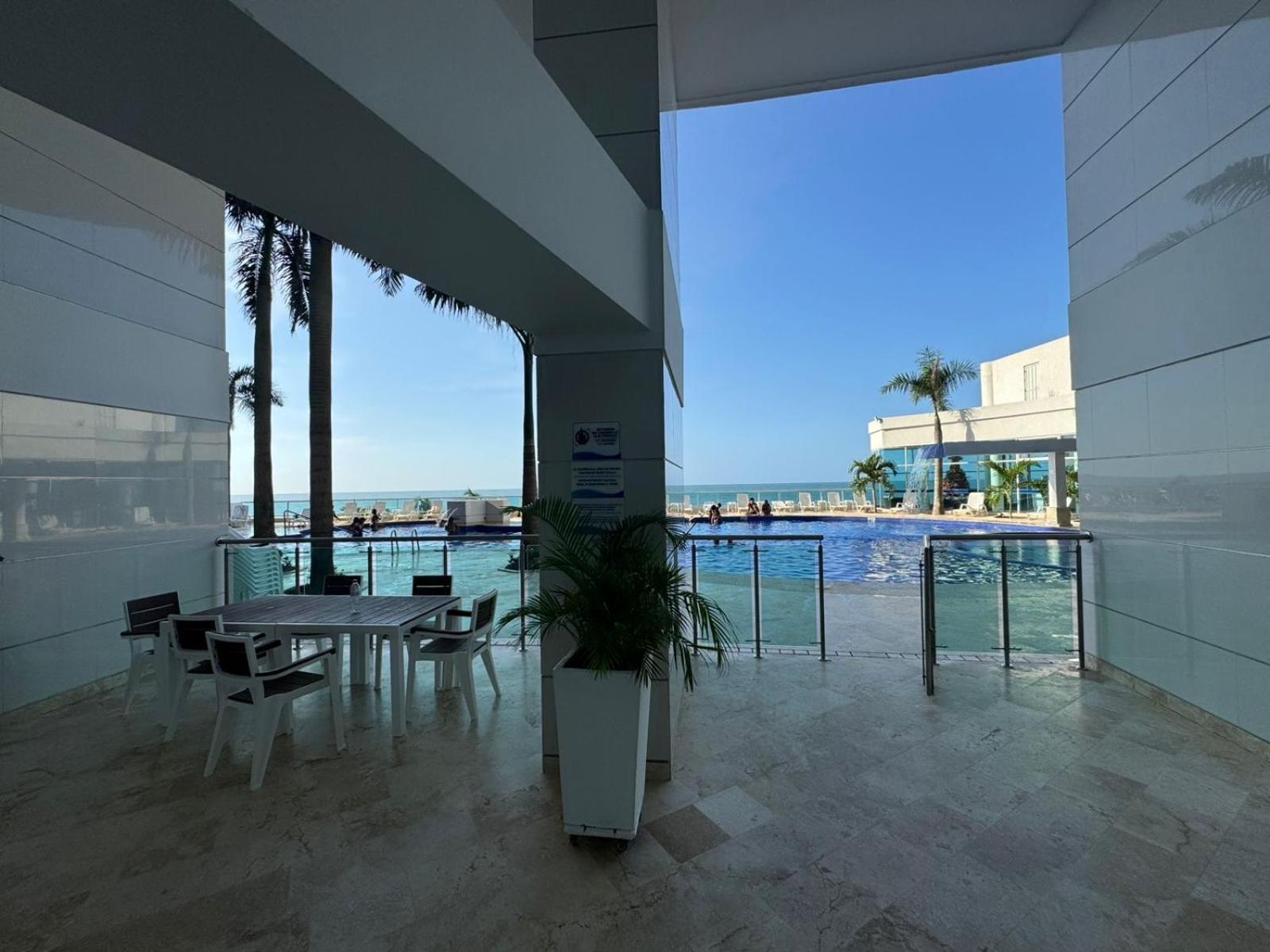 Apto Luxury 2401 Palmetto1 Frente Al Mar *